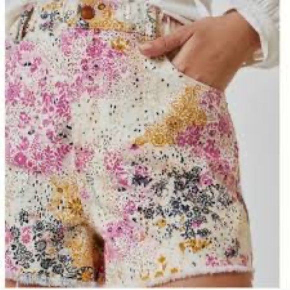 Anthropologie Pilcro Scrunchie Shorts High Rise Denim White Floral Women's - Picture 2 of 7